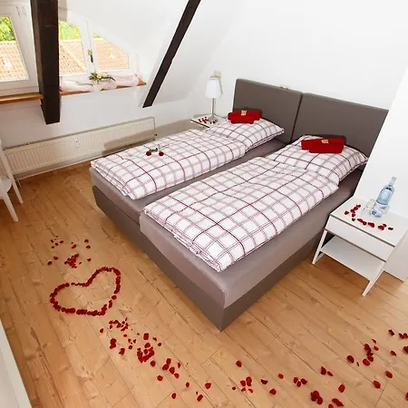 Altes Burghotel Vendégház 3*