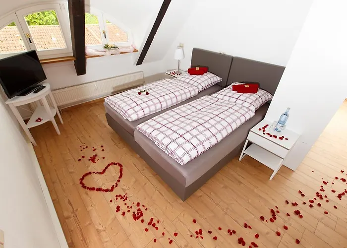 Altes Burghotel Pensjonat 3*